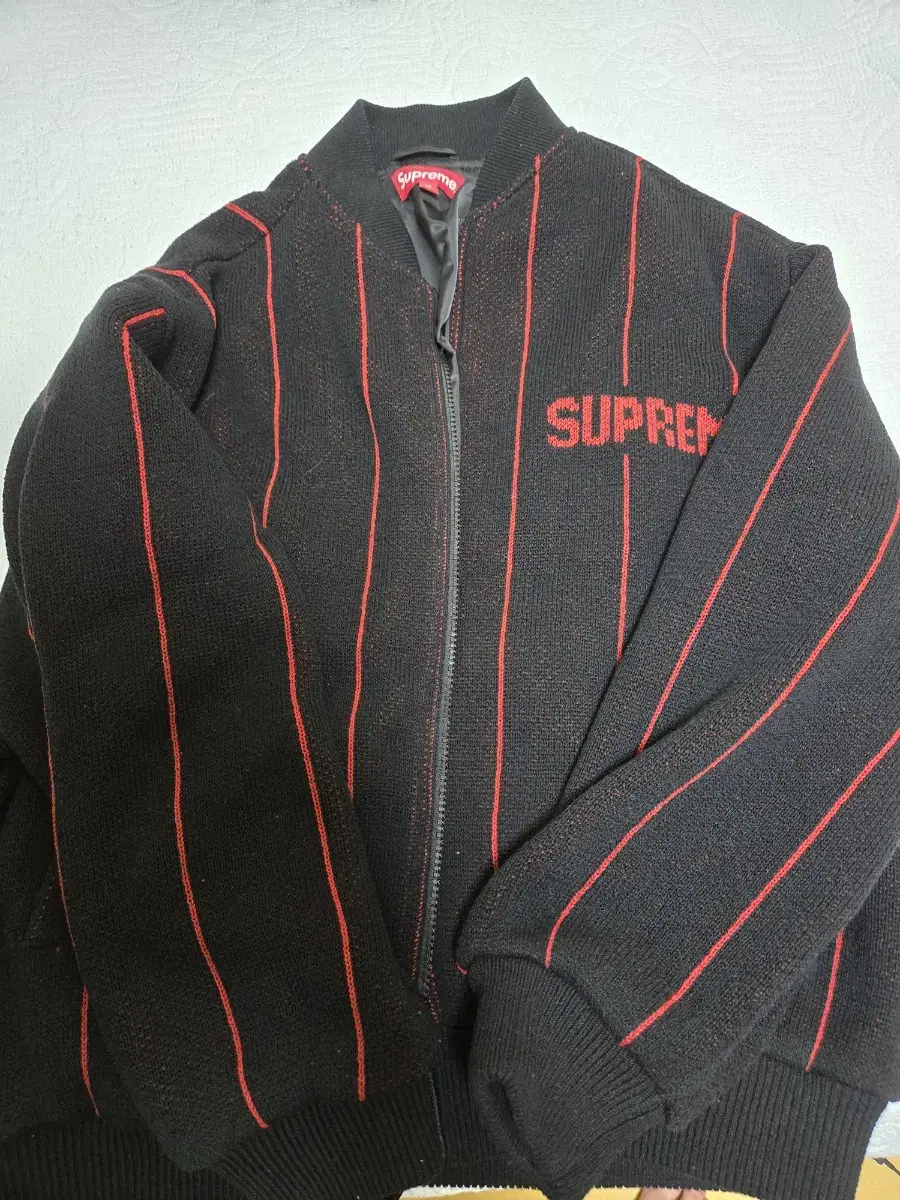 Supreme Outer