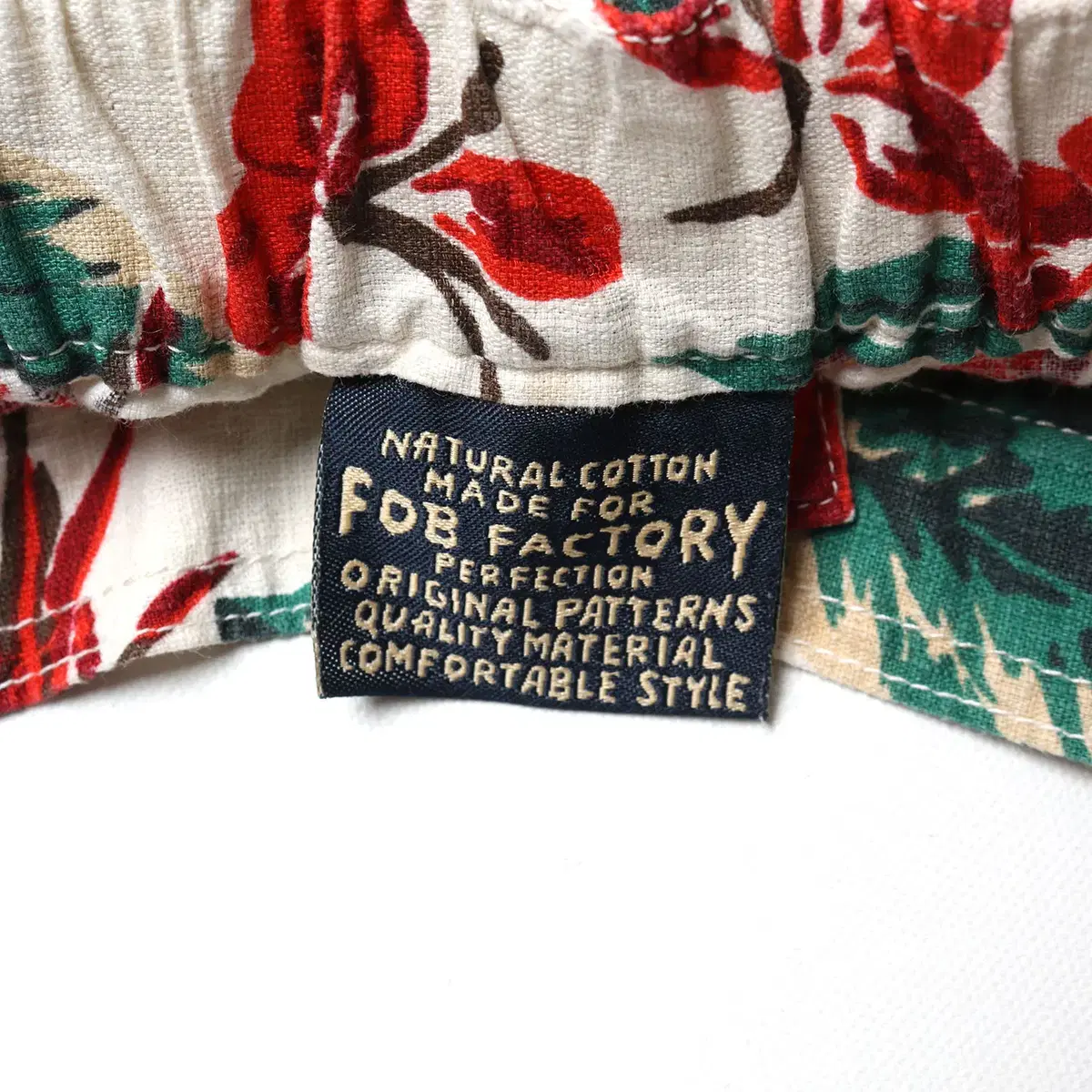 FOB FACTORY _ 일본 고품질 플라워 반바지 (29-31 사이즈)