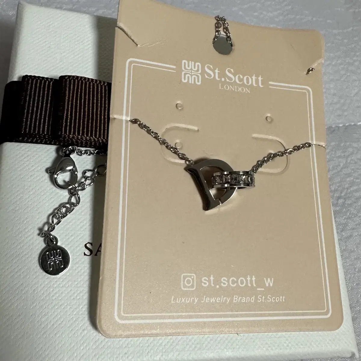 (미착용)세인트스코트 디플러스 목걸이 실버 St.Scott