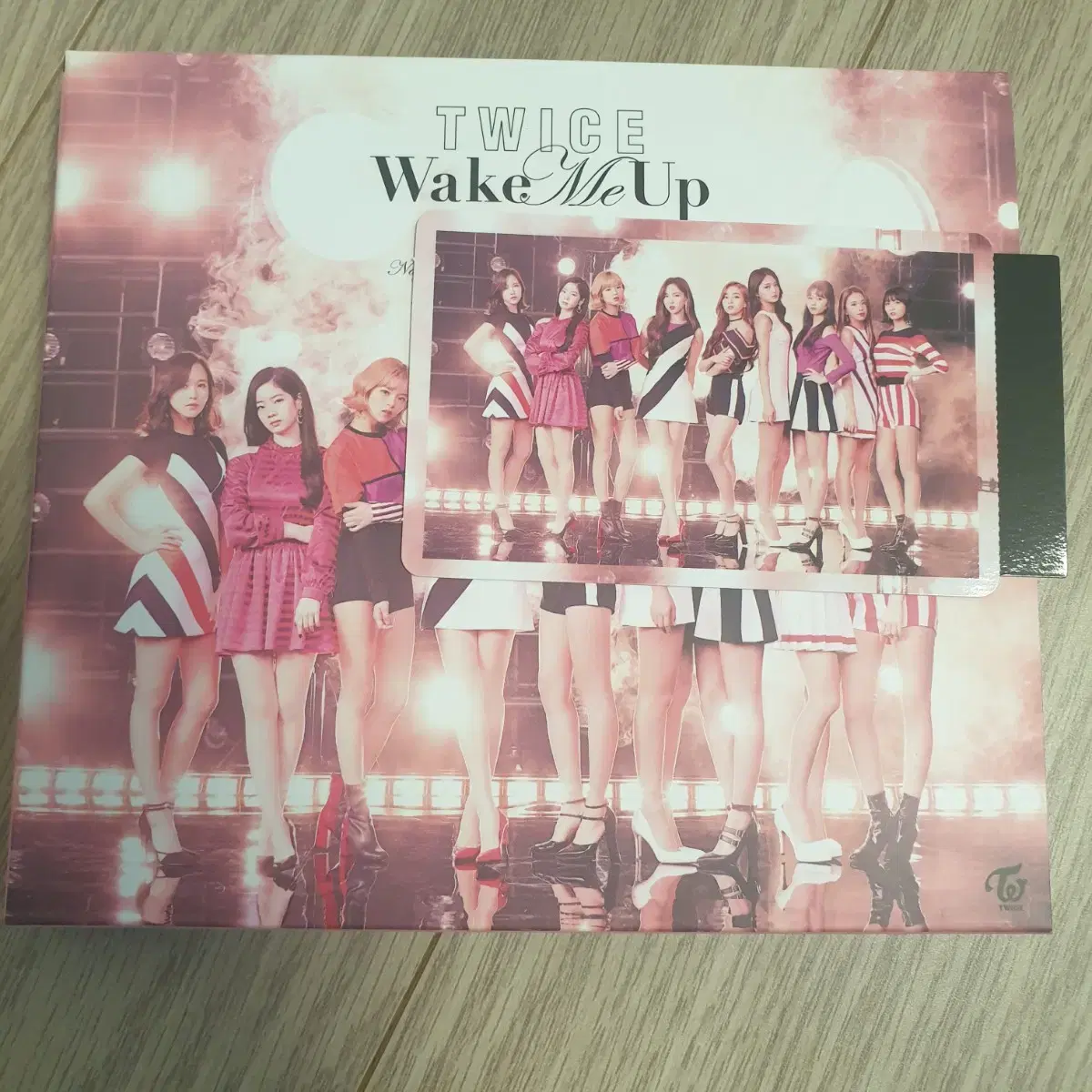 트와이스 Wake me up 초회한정 A 일본음반