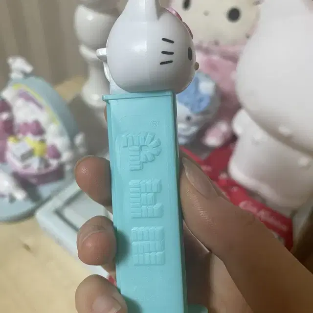 Pez 키티 사탕 디스펜서