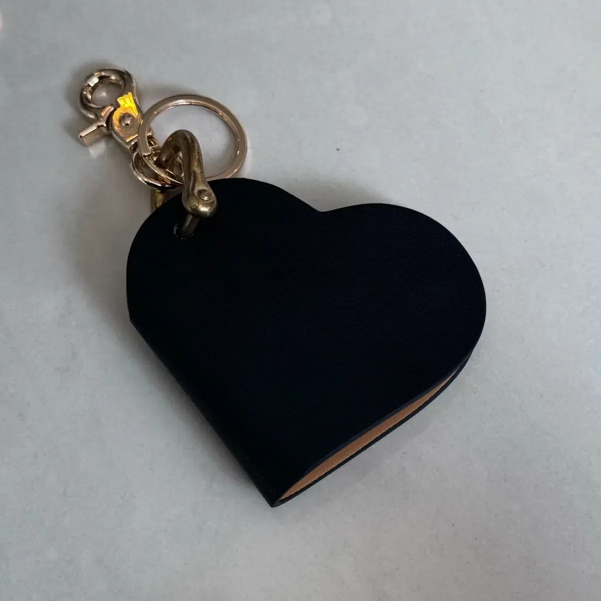 hashibami heart smartphone keyring