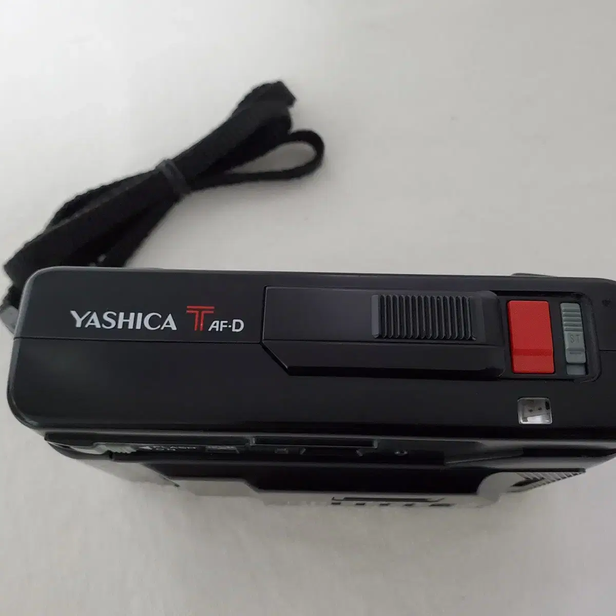 Yashica T AF-D Carl Zeiss Tessar T