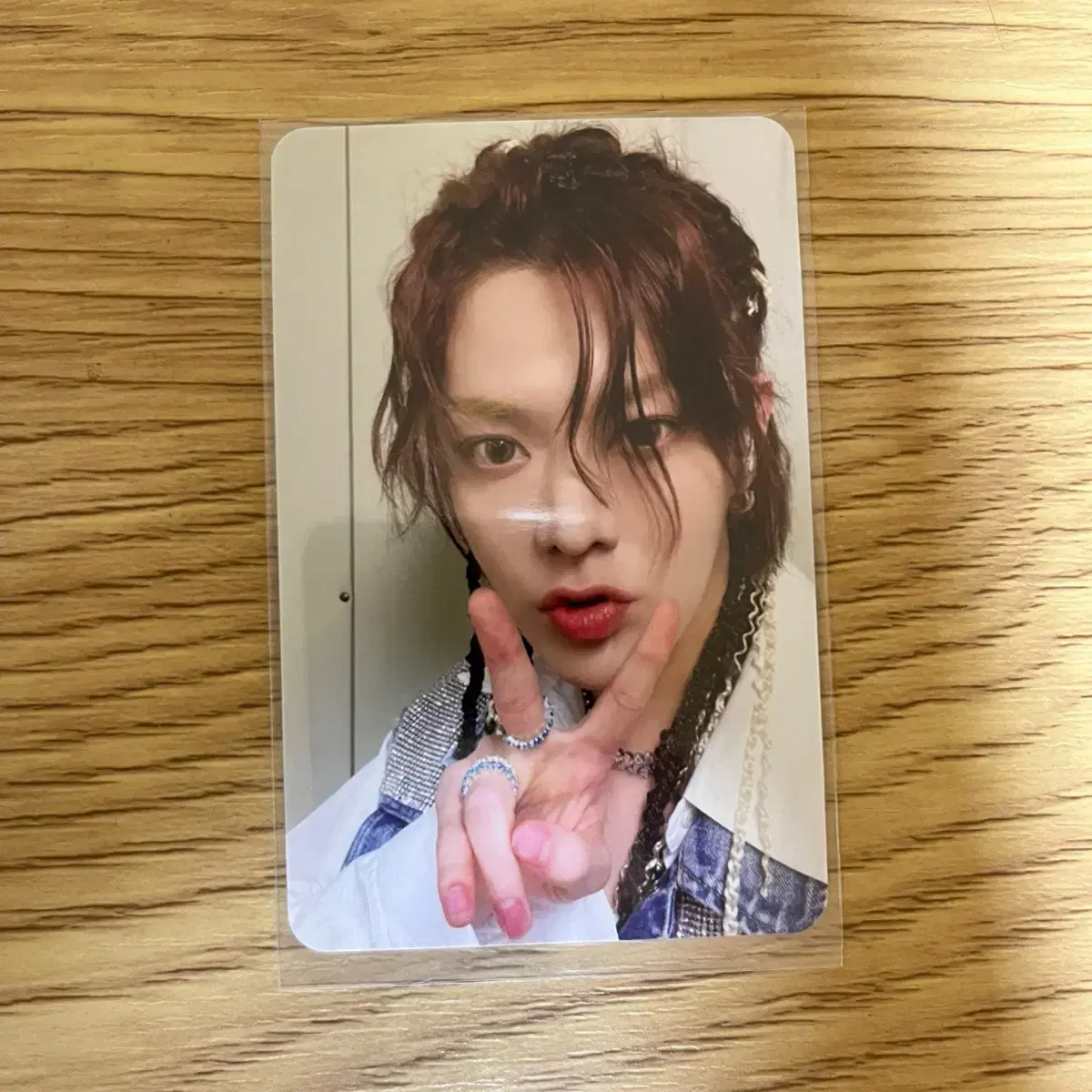 Factcheck Chandelier yuta photocard WTS