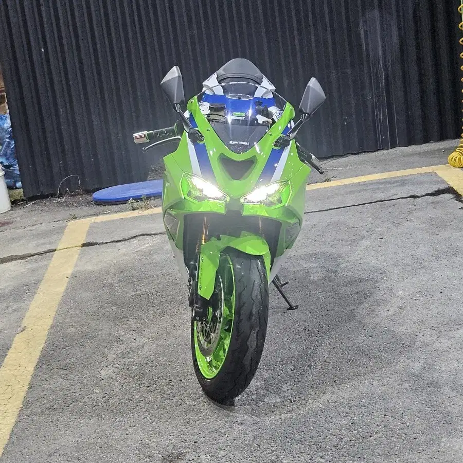 가와사키 닌자6r zx6r 한정판