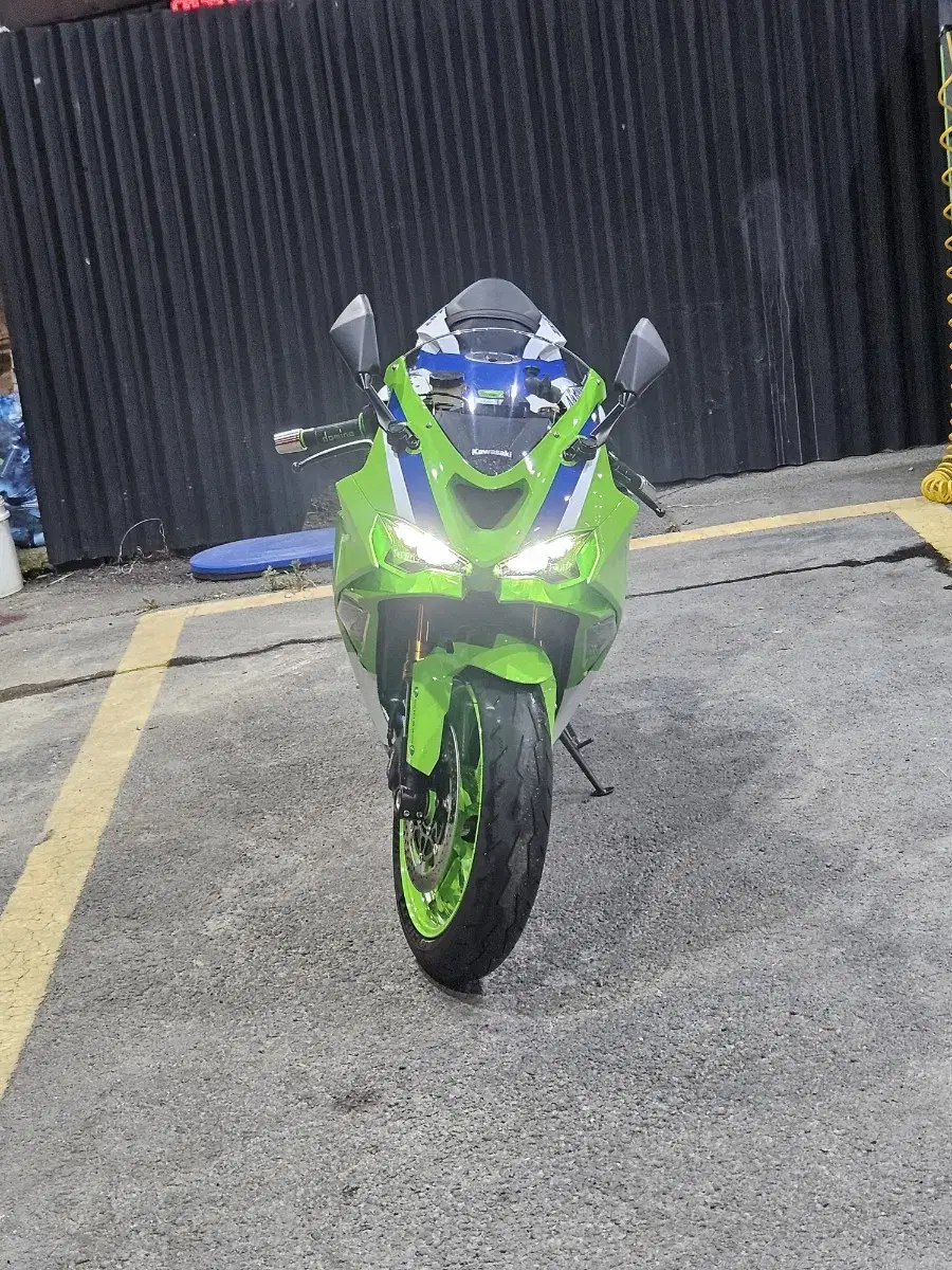 가와사키 닌자6r zx6r 한정판