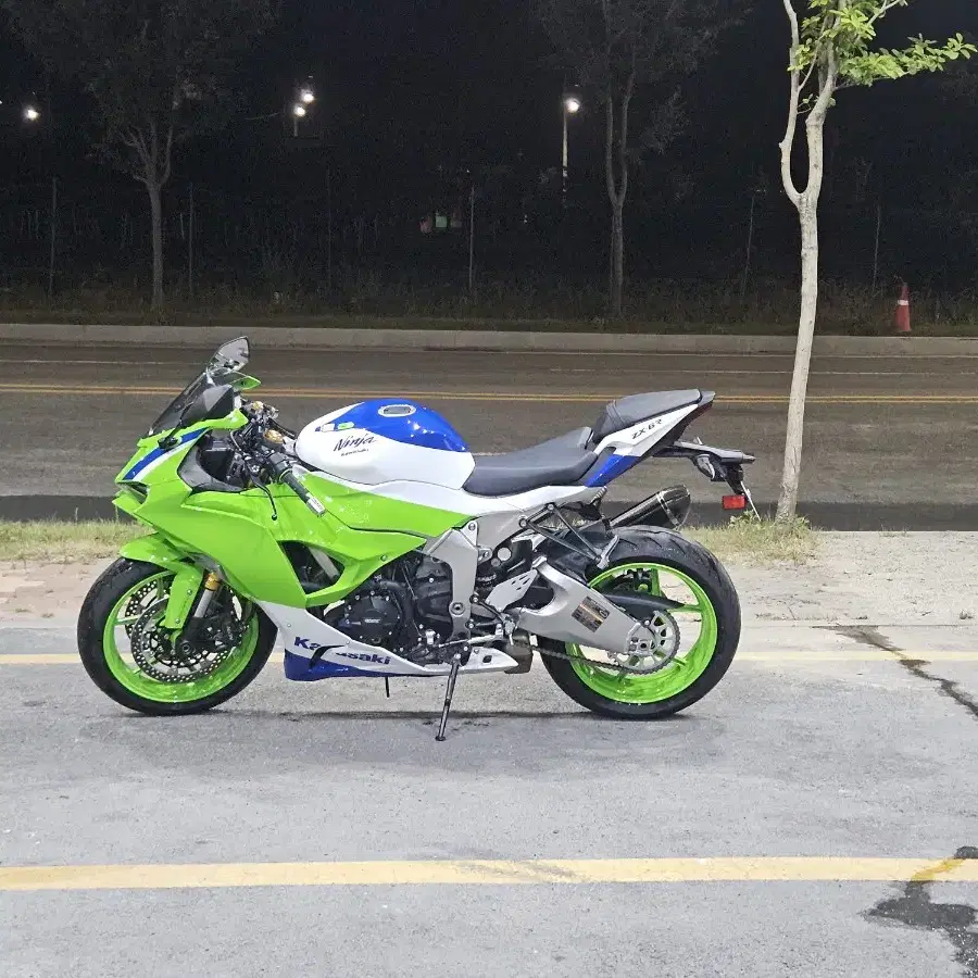 가와사키 닌자6r zx6r 한정판