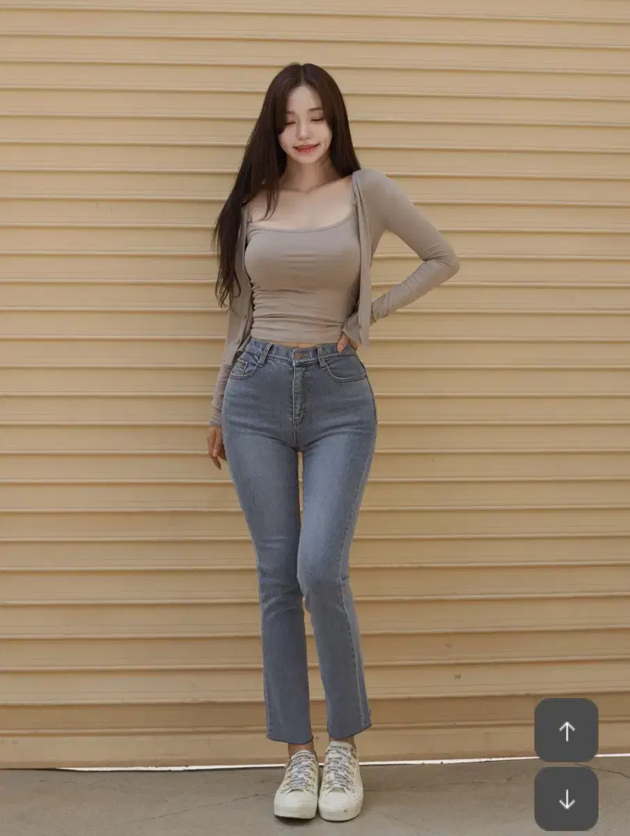 카인다미 연그레이 일자진 골반뽕 청바지