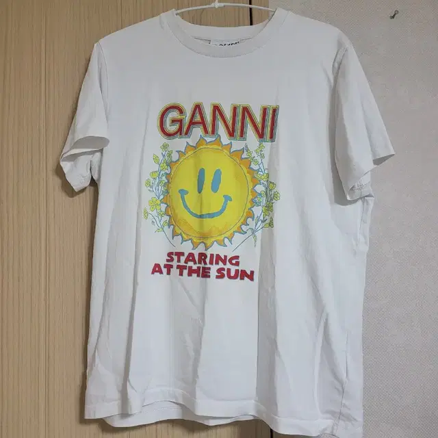 가니 스마일 티셔츠 ganni