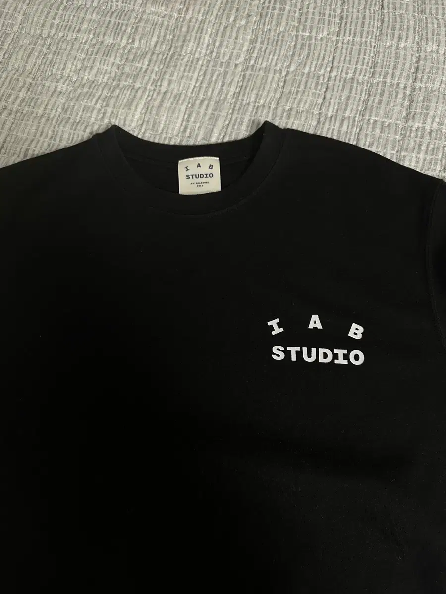 iab studio 10th anniversary short sleeve XL