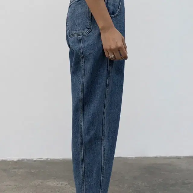 로우클래식 borfriend fit denim pants