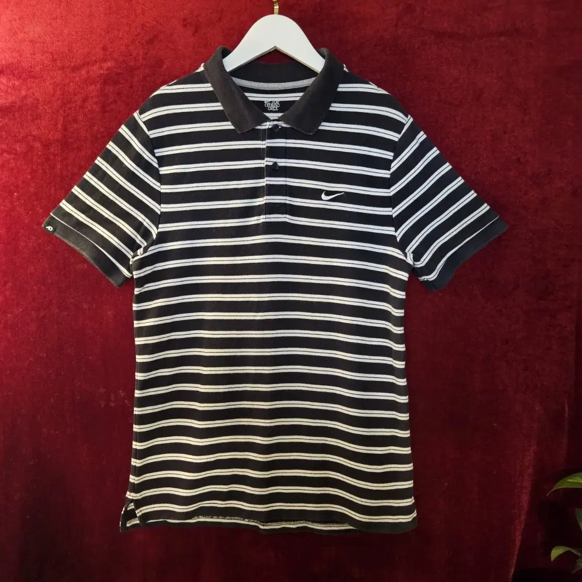 Nike Stripe Collar Neck Short Sleeve T-Shirt 100SIZE