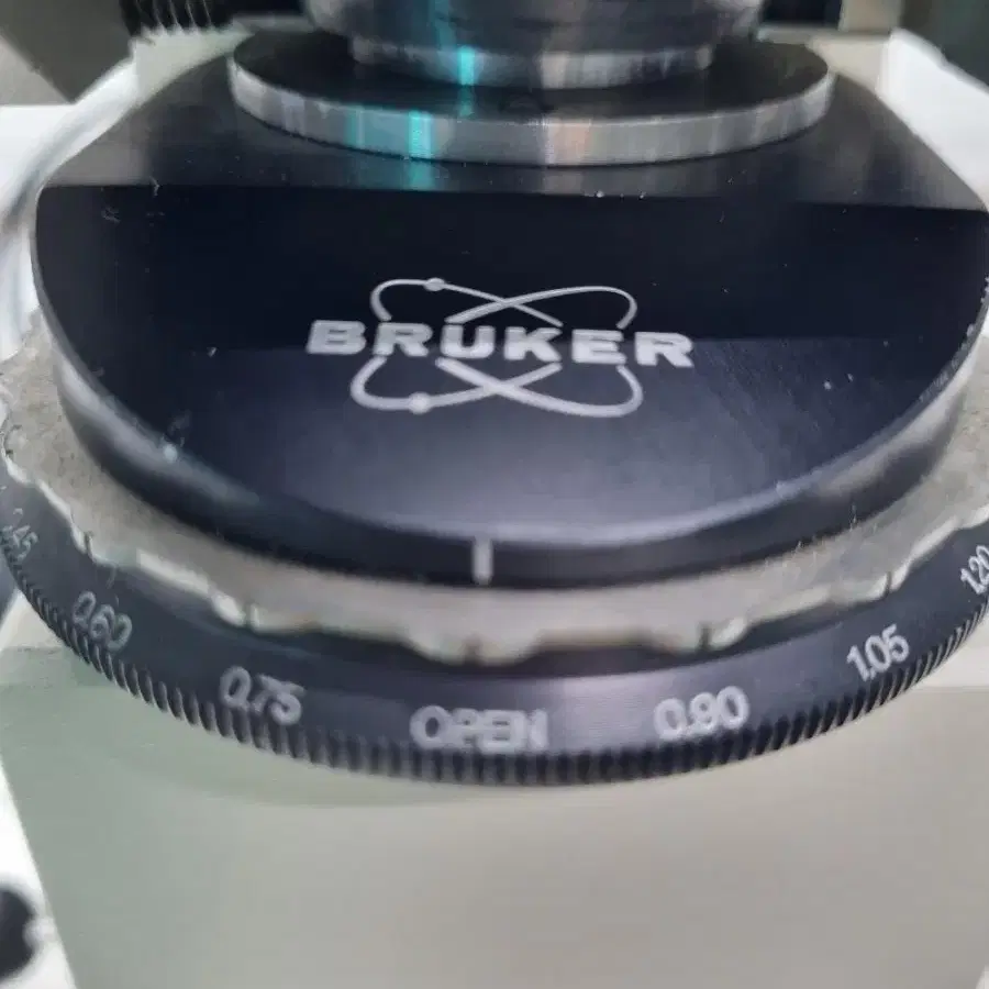 BRUKER IR Scope Infrared Microscope 현미경.