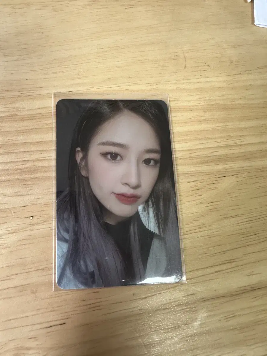 IZ*ONE ahn yujin One-reeler Act IVPhotocard