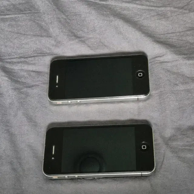 iPhone 4   2대