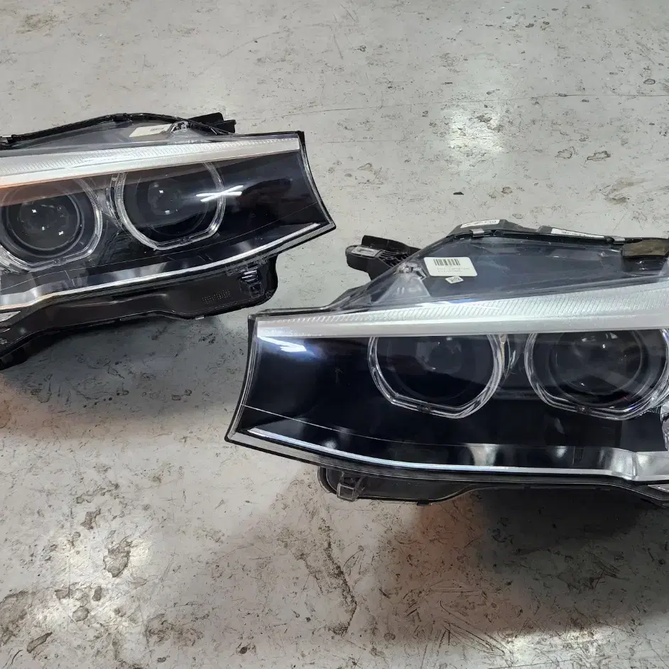 BMW F25, F26 X3 X4 후기형 중고 HID 헤드라이트 (제논)