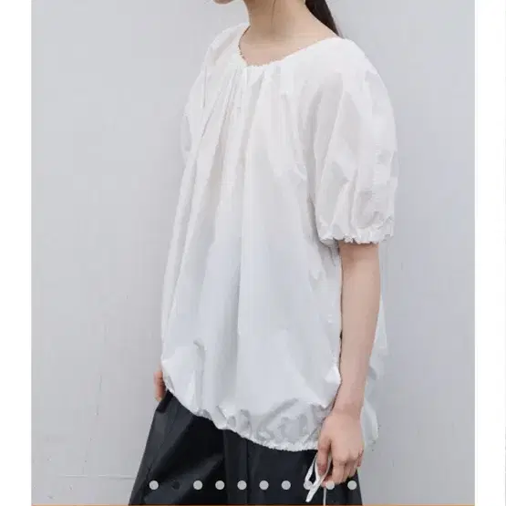 리멘터리 스트링 볼륨 블라우스 string volume blouse