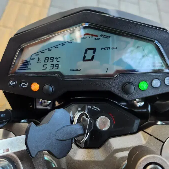 23년식 24년 등록 존테스g1 2000km