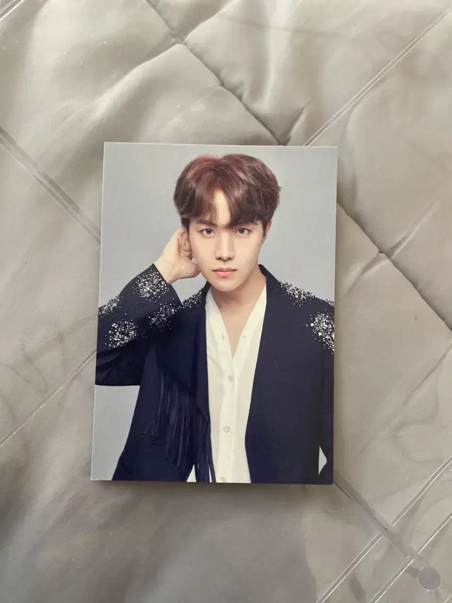 Bangtan Winged Falcon Charm II Mini Photocard