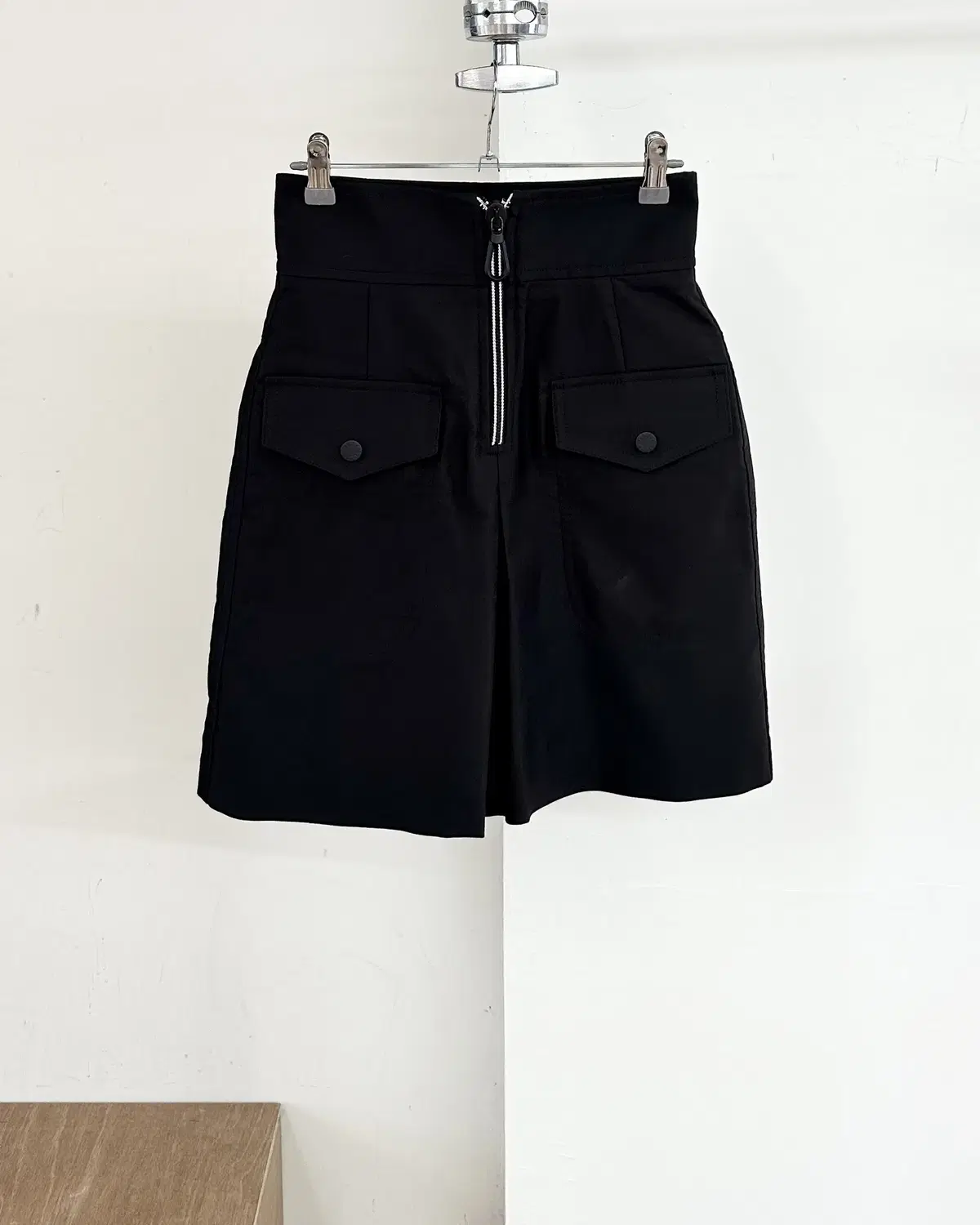 Sandro Black Front Zip Rayon Midis Skirt