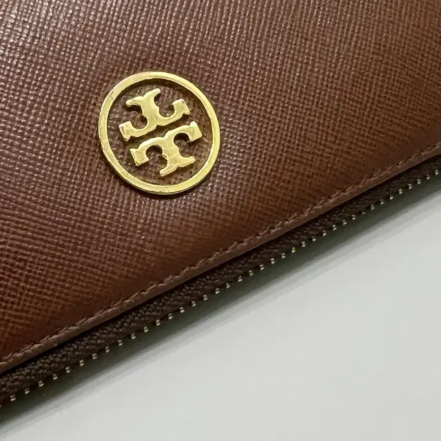 TORIBURCH 토리버치 지퍼돌이 장지갑