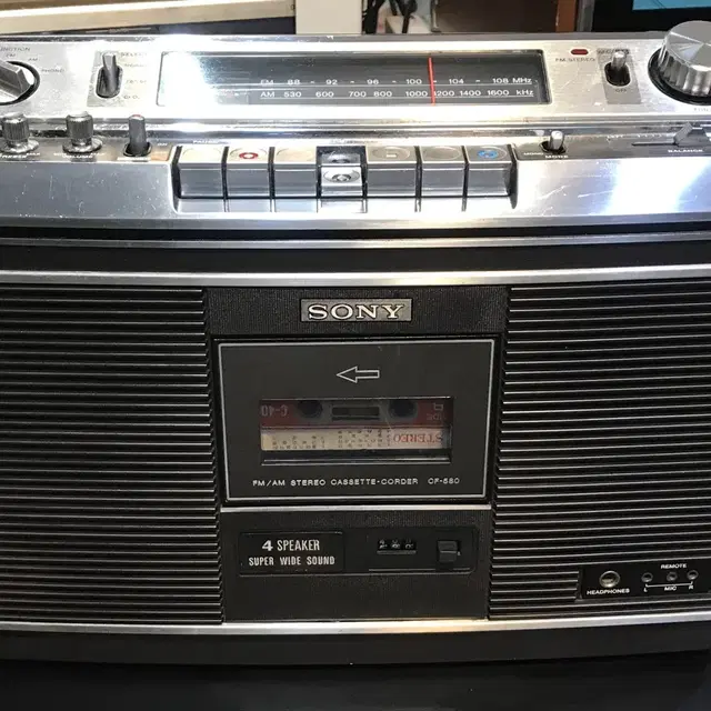 SONY CF 580 fm Stereo Cassette Radio