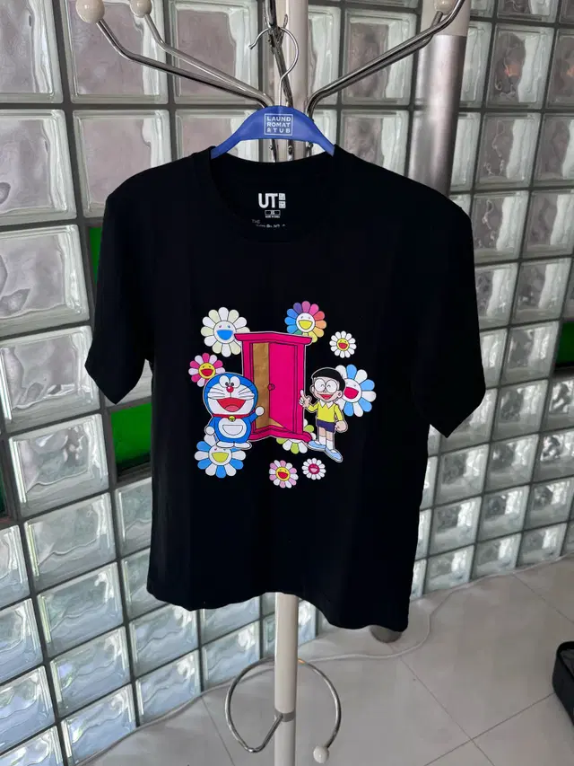 uniqlo murakami takashi doraemon tee