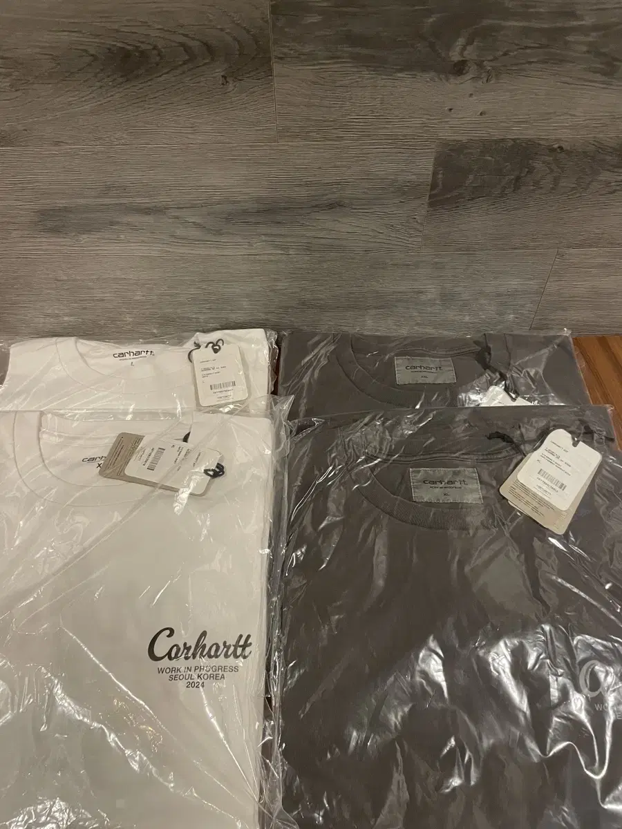 Calhart Gentlemen's Exclusive T-Shirt Charcoal & White