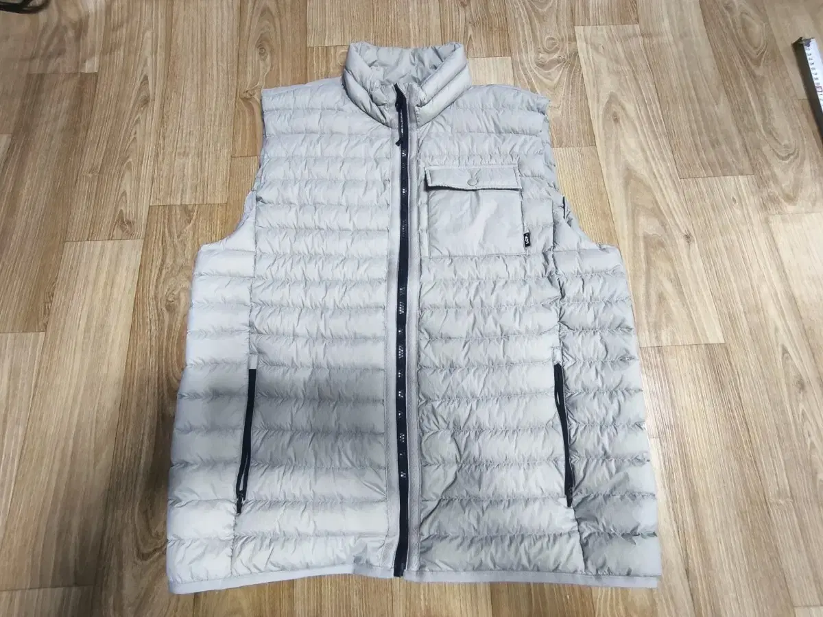 LeCapeMen'sGirlsSmall110SizePadded Vest