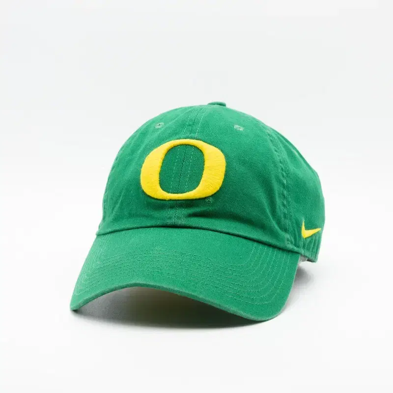 VINTAGE NIKE OREGON GREEN HAT