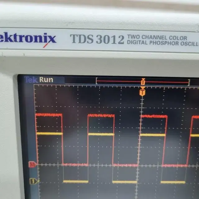 Tektronix TDS3012 100MHz 2ch DPO 오실로스코프.