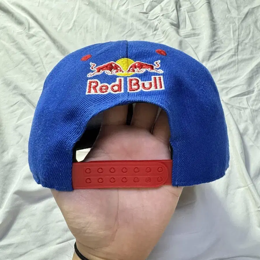 Red bull 레드불 자수 볼캡 스냅백