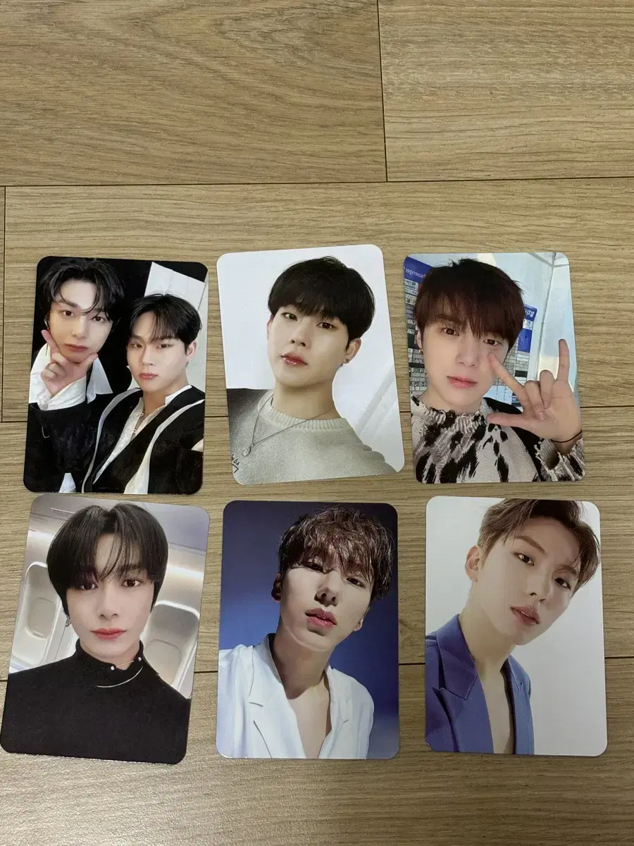 Monsta x photocard I'm selling it, I'll give you cheap