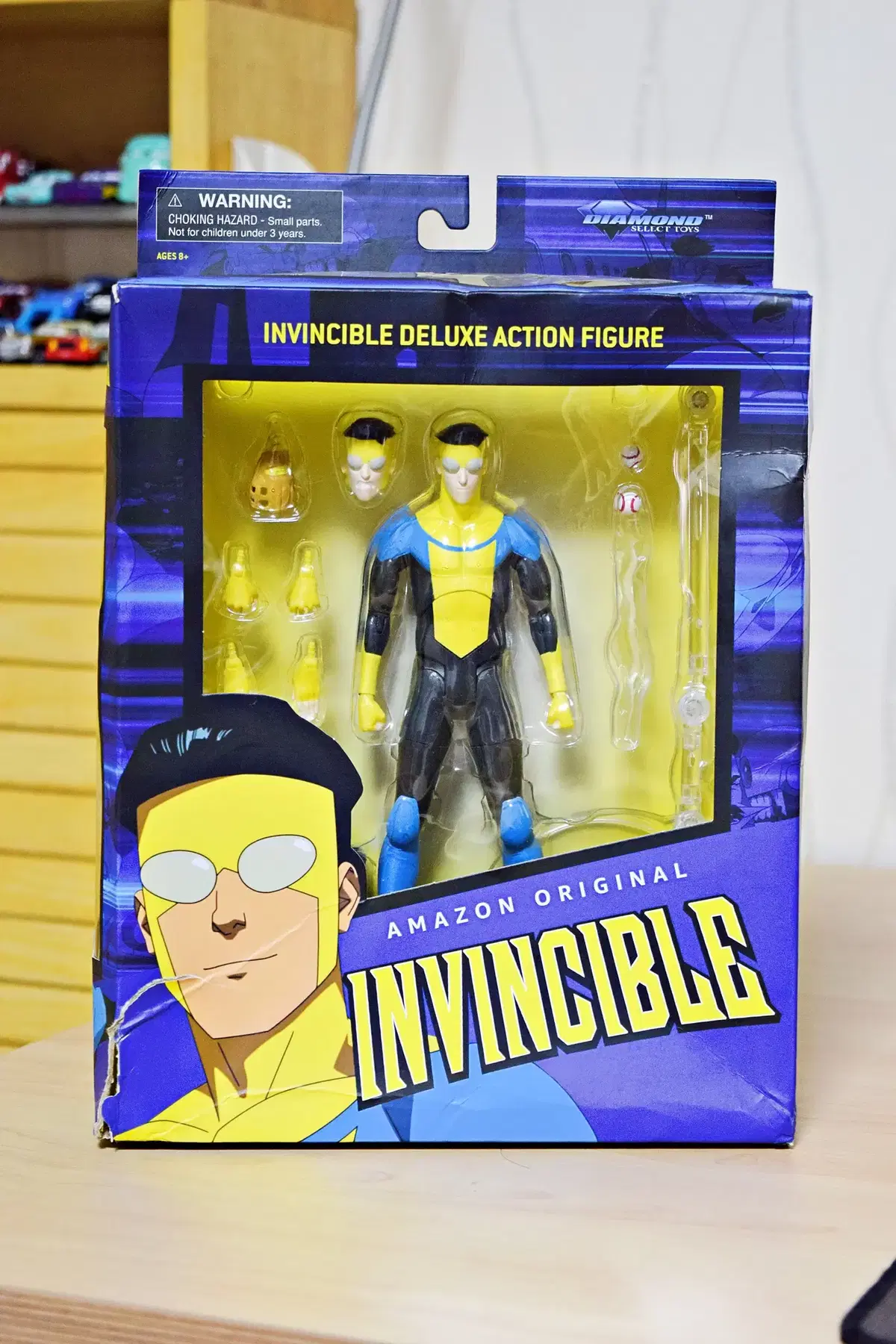 Dia Select Invincibles mark Grayson Action Figures