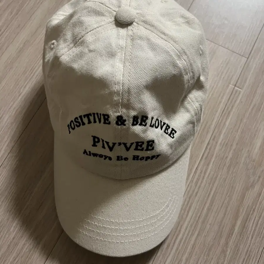 pivvee positive&lovee ball cap 피브비 볼캡