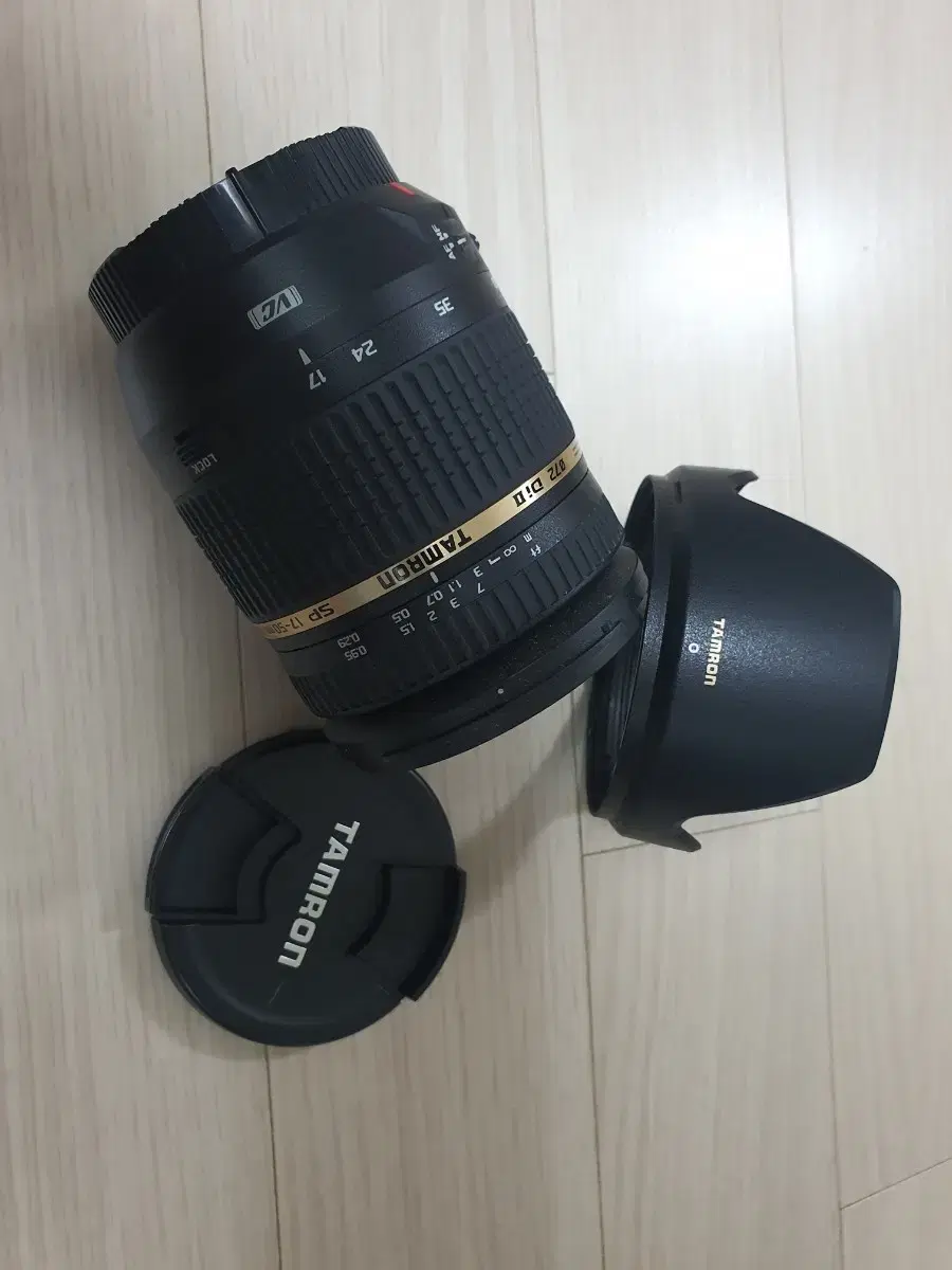 캐논 EFS 마운트 탐론 렌즈 17-50 F2.8 VC(손떨방 있음)