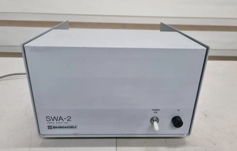 SHIMADZU SWA-2 Sample Waste Unit.