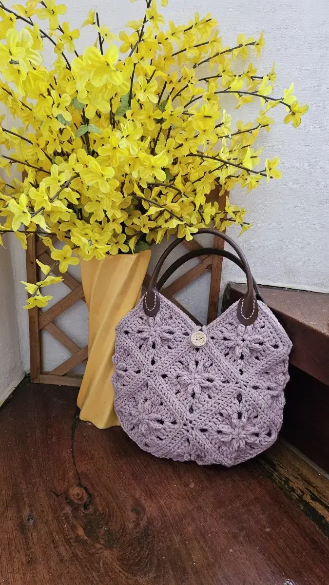 Hand-knitted bag (Flower Todd)