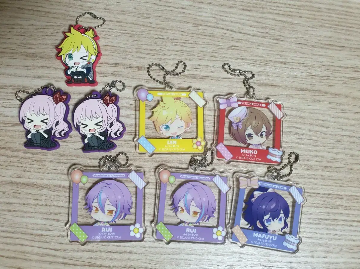 Pseudo-processed acrylic, rubber strap keyring Animated Postcard