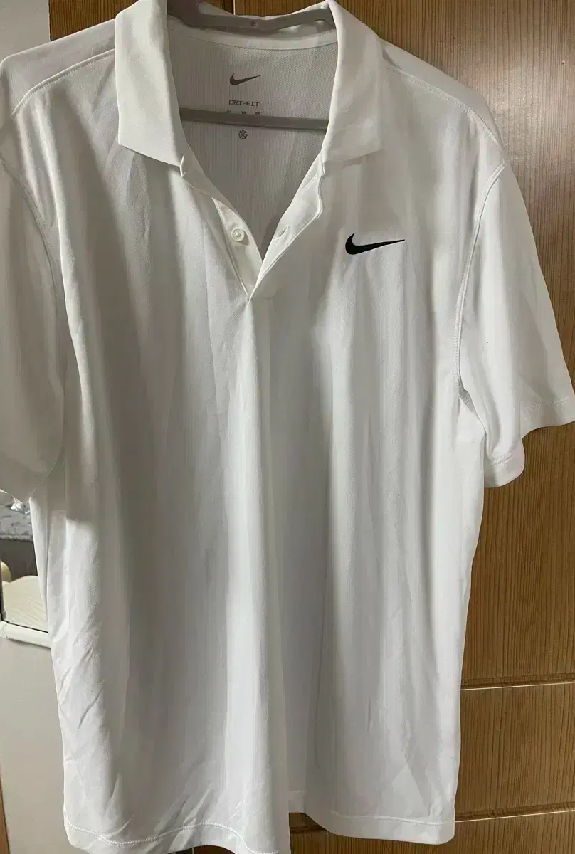 XL) Nike DryFit Short Sleeve