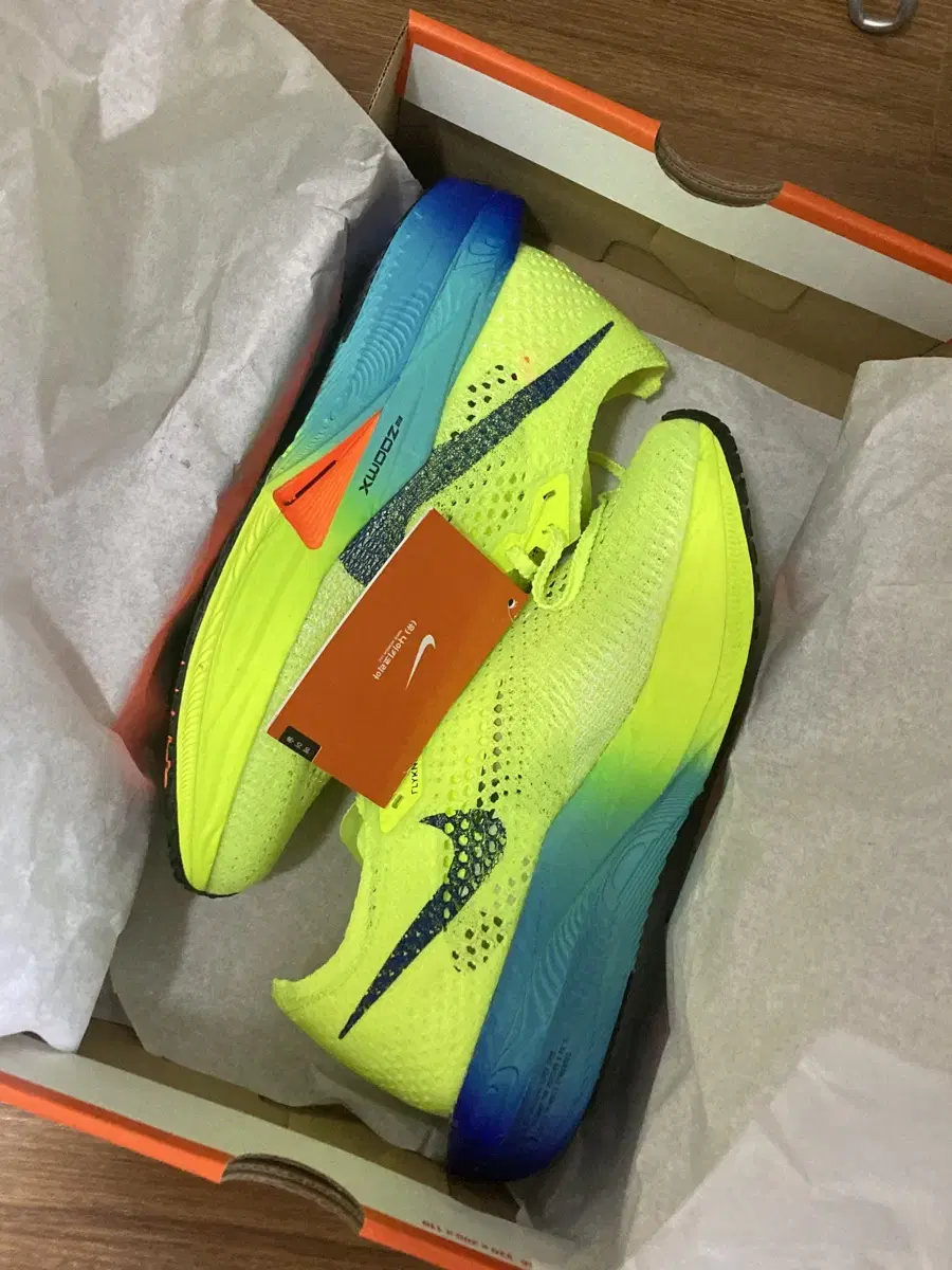 New product) Nike VaporFly 3 240 for sale