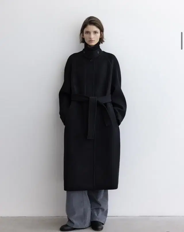 모이아 코트 MOIA balmacaan coat (black)