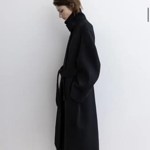 모이아 코트 MOIA balmacaan coat (black)