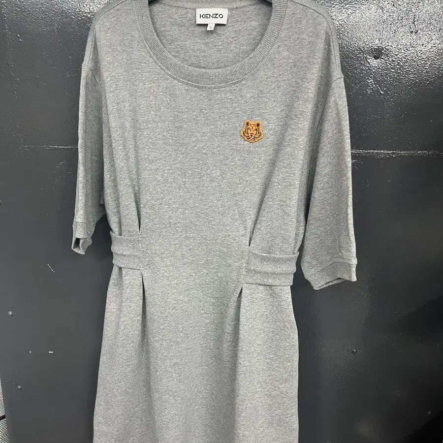 겐조 tiger crest sweatshirt dress 사이즈S