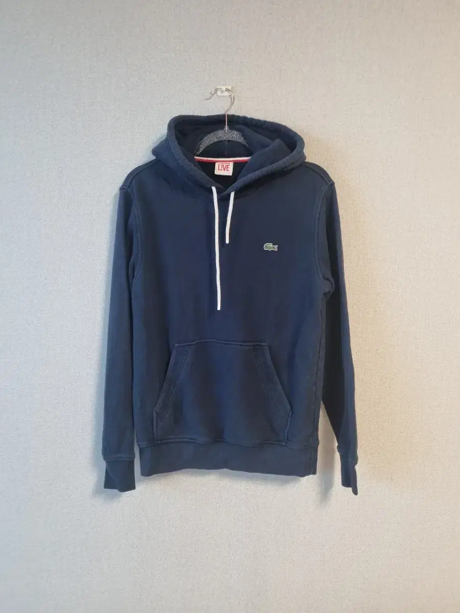 95 ) Lacoste hoodie