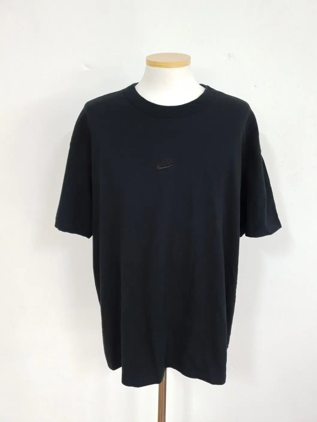 Nike Men's New Overfit Short Sleeve T-Shirt 110