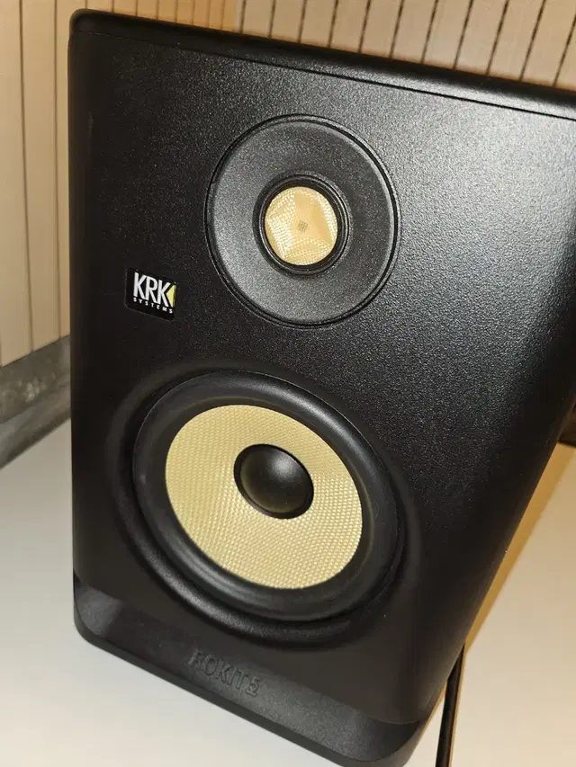 krk g4  팝니다