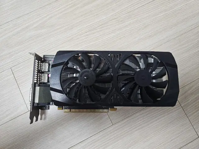 RX570 8GB 팝니다(불량)(부품용)