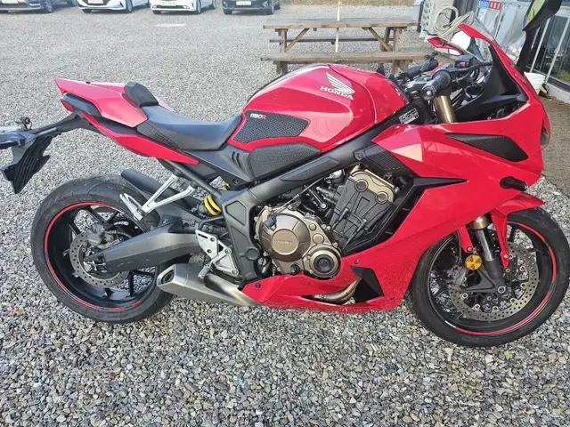 전국최적가 2019년 무사고 무슬립 혼다 CBR650R 판매합니다