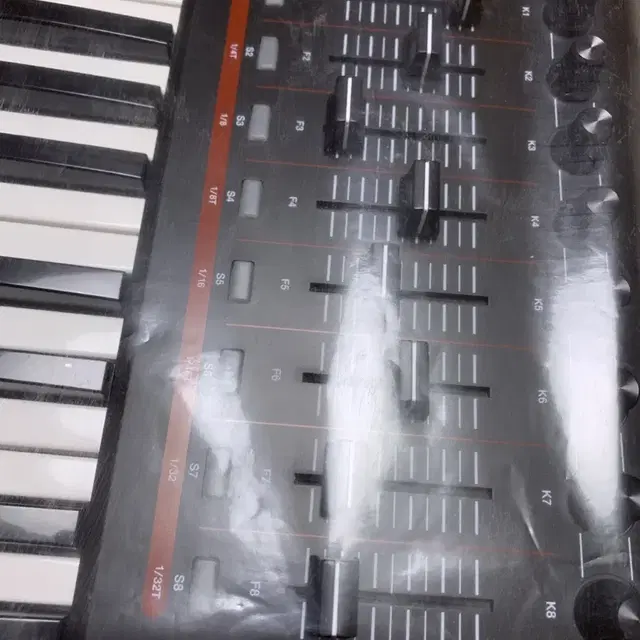 AKAI MPK261